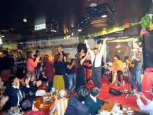 76人が参加し沖縄料理満喫南支部が初の親睦会